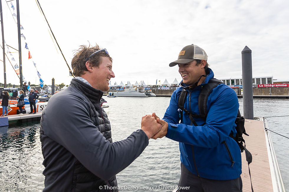 Conrad and his preparateur Romain at the arrival of stage 3 of the Solitaire © Thomas Deregnieaux