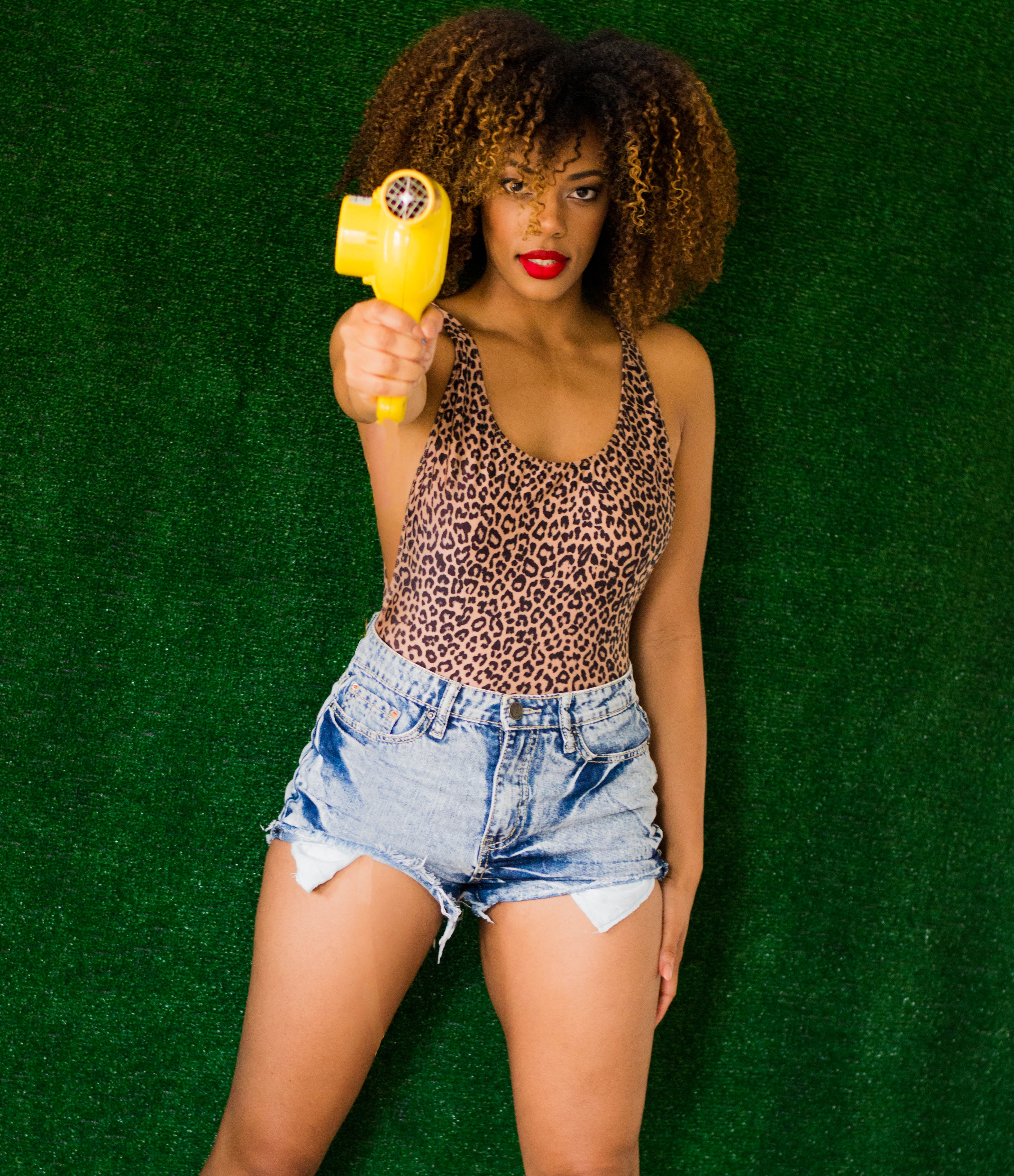 Skye E