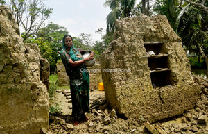 Cyclone Survivor In West Bengal