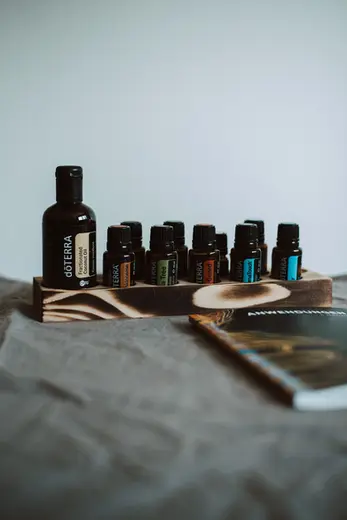 Ätherische Öle von dōTERRA in der Naturheilpraxis in Gommiswald