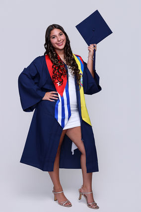 Mark Schoenfelt Photography | Cap and Gown Photography