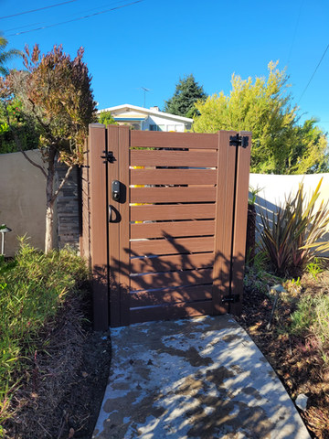 Single  vinyl gate. Built from high-quality vinyl. Installed by Torrance fence company