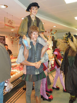 2012-40250-BlauLicht-Dorfplatz-EstherLussy