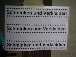 2004-06-05-Schminken-001