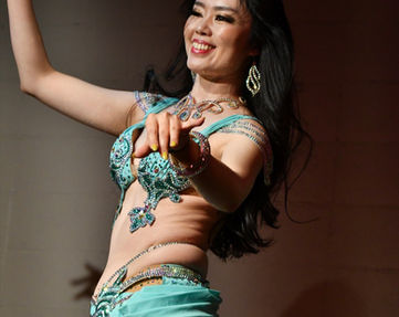 El Youm El Helw Dah@Live & Lounge Vio(1)