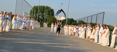 live dance show