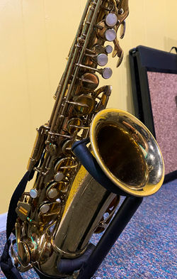 sax-closeup.jpg