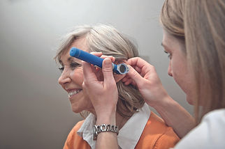 Consultation_Otoscope_4072.jpeg