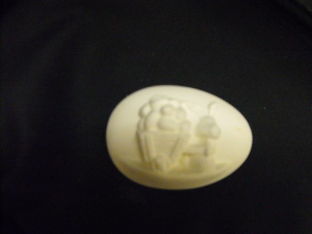 Rabbit Pulling Cart Egg