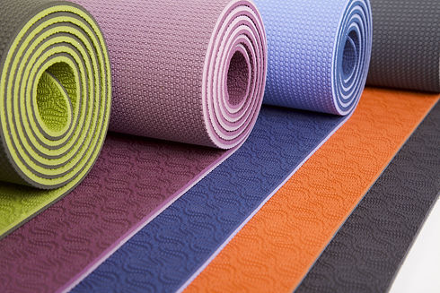 yoga-mats-2021-08-29-00-56-32-utc.jpg