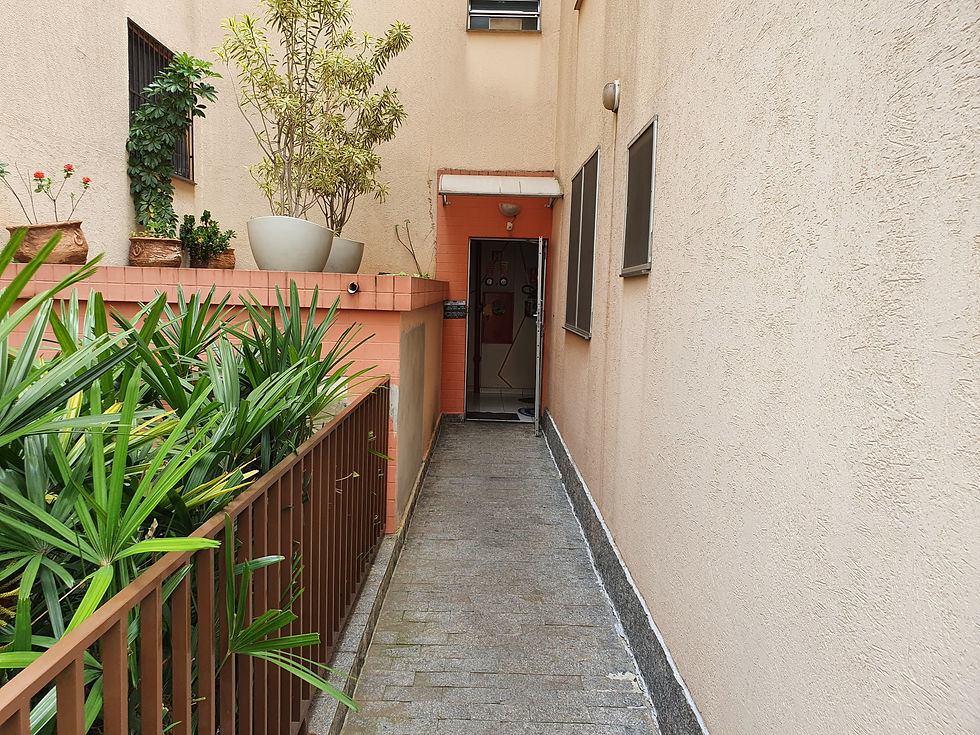 APTO 2 DORM VENDE / ALUGA