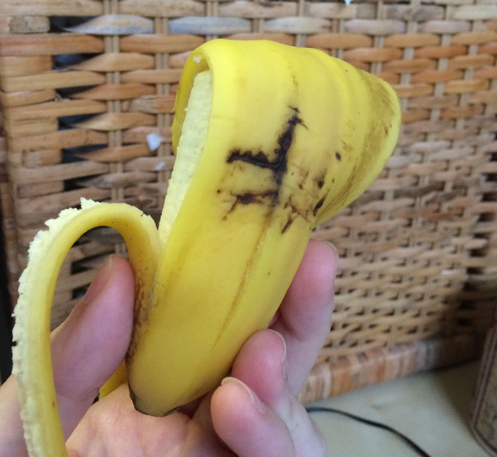 Can you eat a bruised banana?