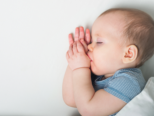 Why Is My Baby Taking 30-minute Naps? Understanding the Causes and Solutions