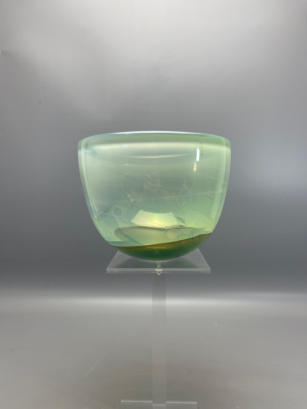 Thumbnail: Groene vaas van Willem Heesen