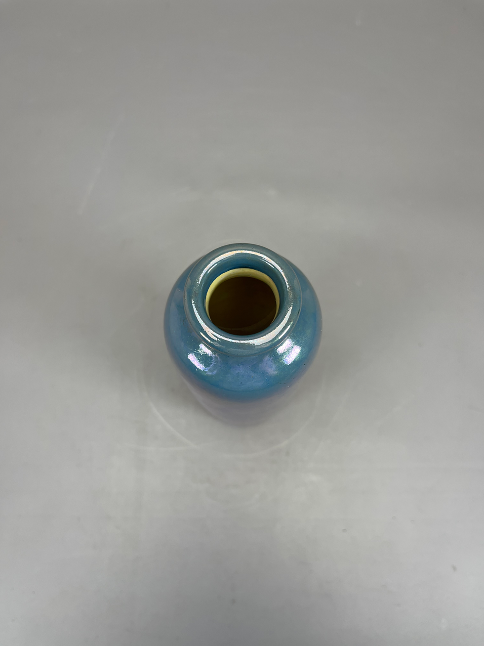 Thumbnail: Lange blauwe St. Lukas vaas