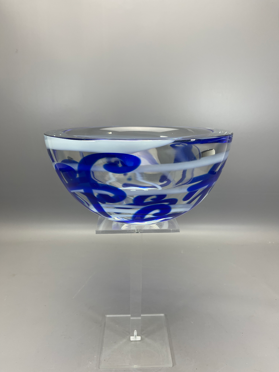 Thumbnail: Decoratieve kom van Olaf Stevens