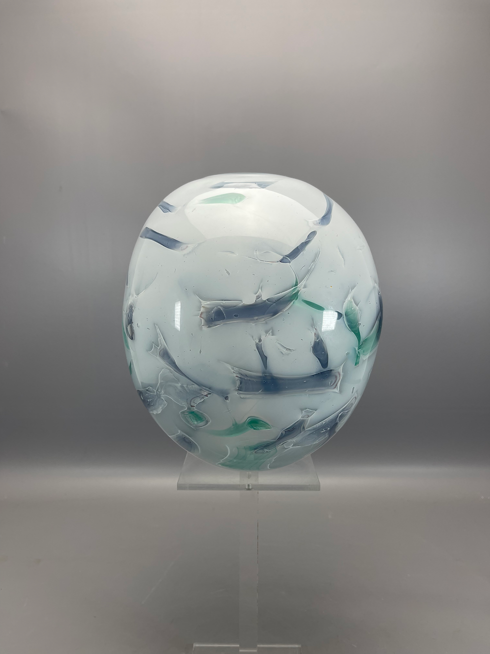 Thumbnail: Witte, grijze, groene unica vaas 