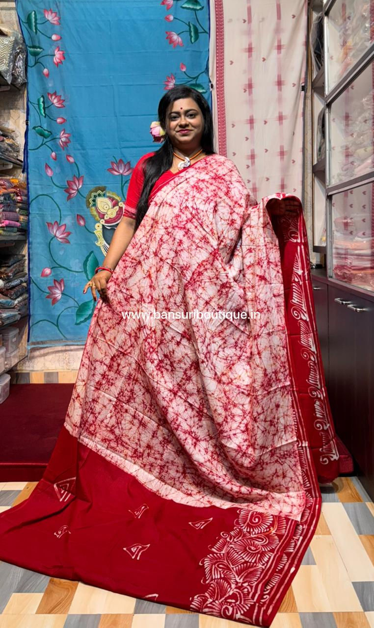 Thumbnail: Mulmul Cotton Batik Saree Red Crack Soru Tuli Alpona
