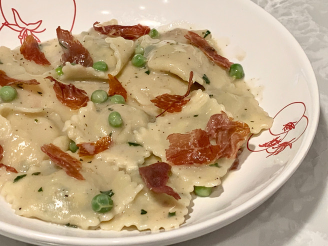 (Lightened Up) Spinach & Prosciutto Ravioli Alfredo