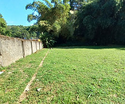 Lotes na Praça Paulo Terra