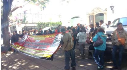 Campesinos y comerciantes de Querétaro piden reinstalación de tianguis popular