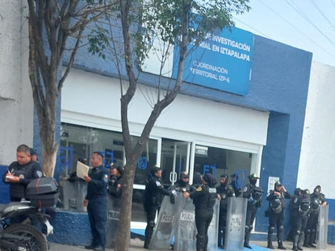 Integrantes del colectivo Tonantzin permanecen detenidas en agencia IZP-6 tras incidente en Santa Martha Acatitla