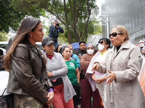 Alcaldesa de Cuauhtémoc visita y lleva apoyo a 50 madres buscadoras