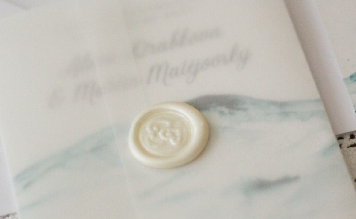 Pečeť, perleťová bílá