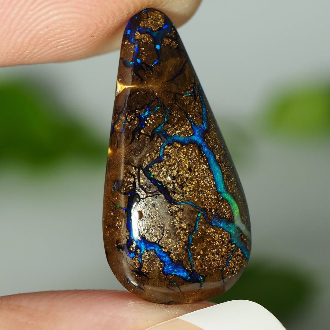 10.80CT QUEENSLAND BOULDER OPAL AB67