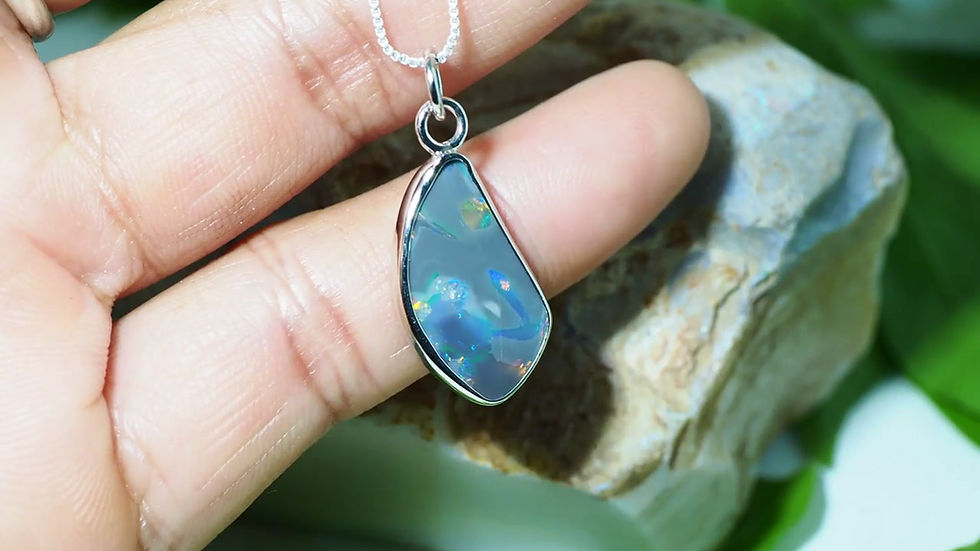 Thumbnail: 7.05CT LIGHTNING RIDGE OPAL PENDANT WITH SILVER NECKLACE OE264