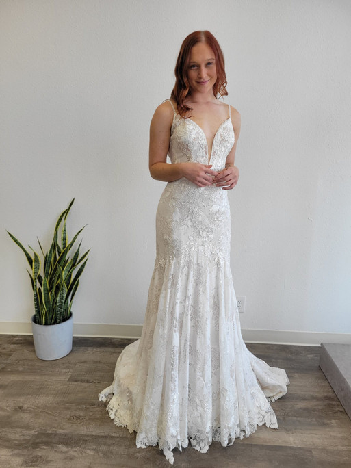 BOHO LACE WEDDING DRESS | BRIDAL GALLERIA SAN ANTONIO BRIDAL SHOP