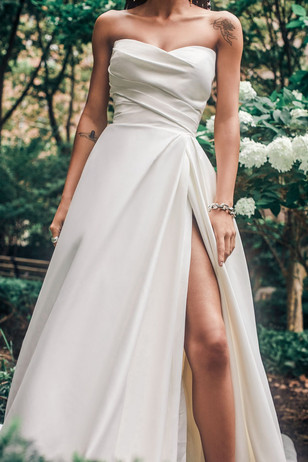 Wedding Dresses With Slits