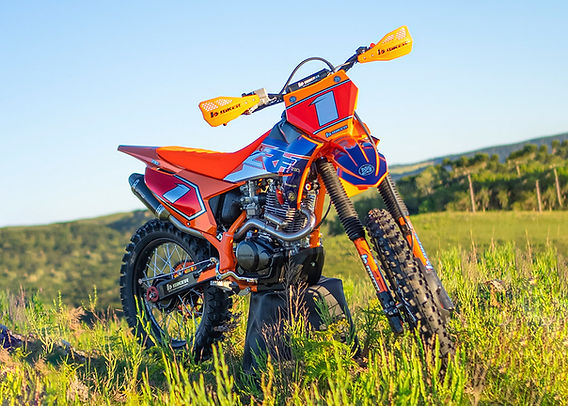 Nova Biker Kit plástico MY23 2023