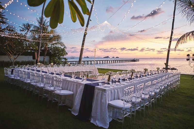 lugar-de-la-cena-recepción-nupcial-playa