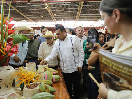 FERIA EN EL ÉDEN