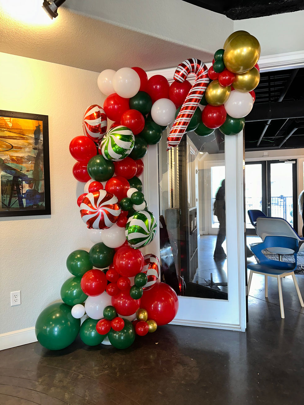 Balloon Drape Tower 2.jpg
