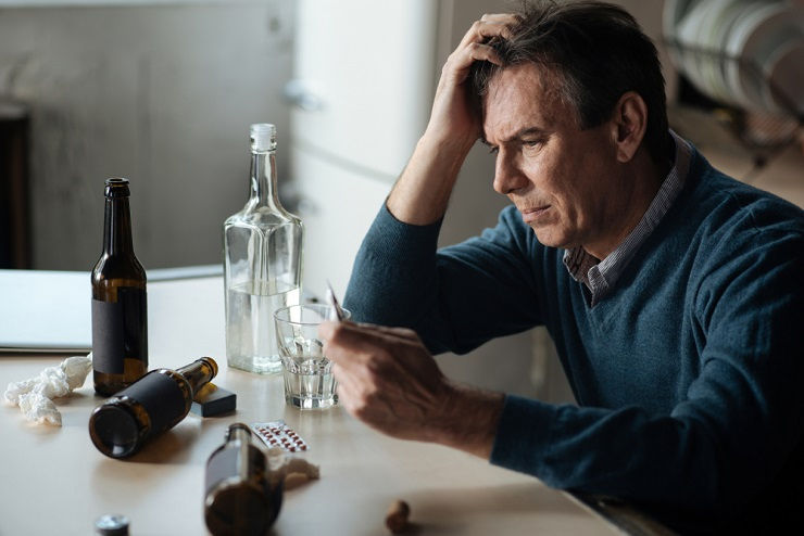 unhealthy-habits-seniors-need-to-avoid