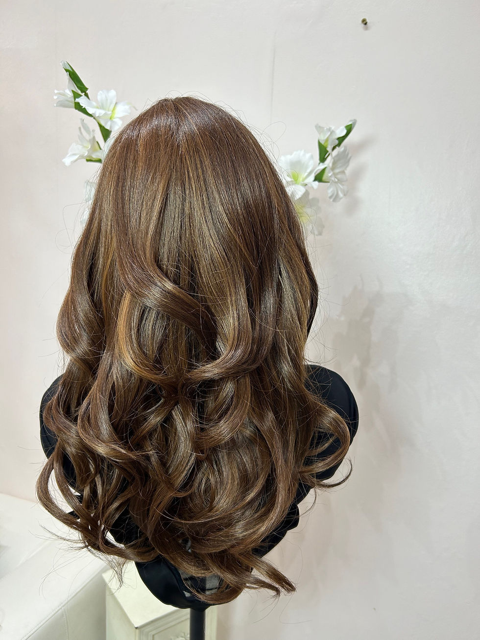 Thumbnail: Isabelle (T-part) lace wig