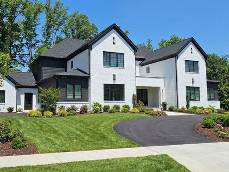 Photo of a custom home designed and built in Acworth Georgia by architect James Knight of Reynard Custom Homes.