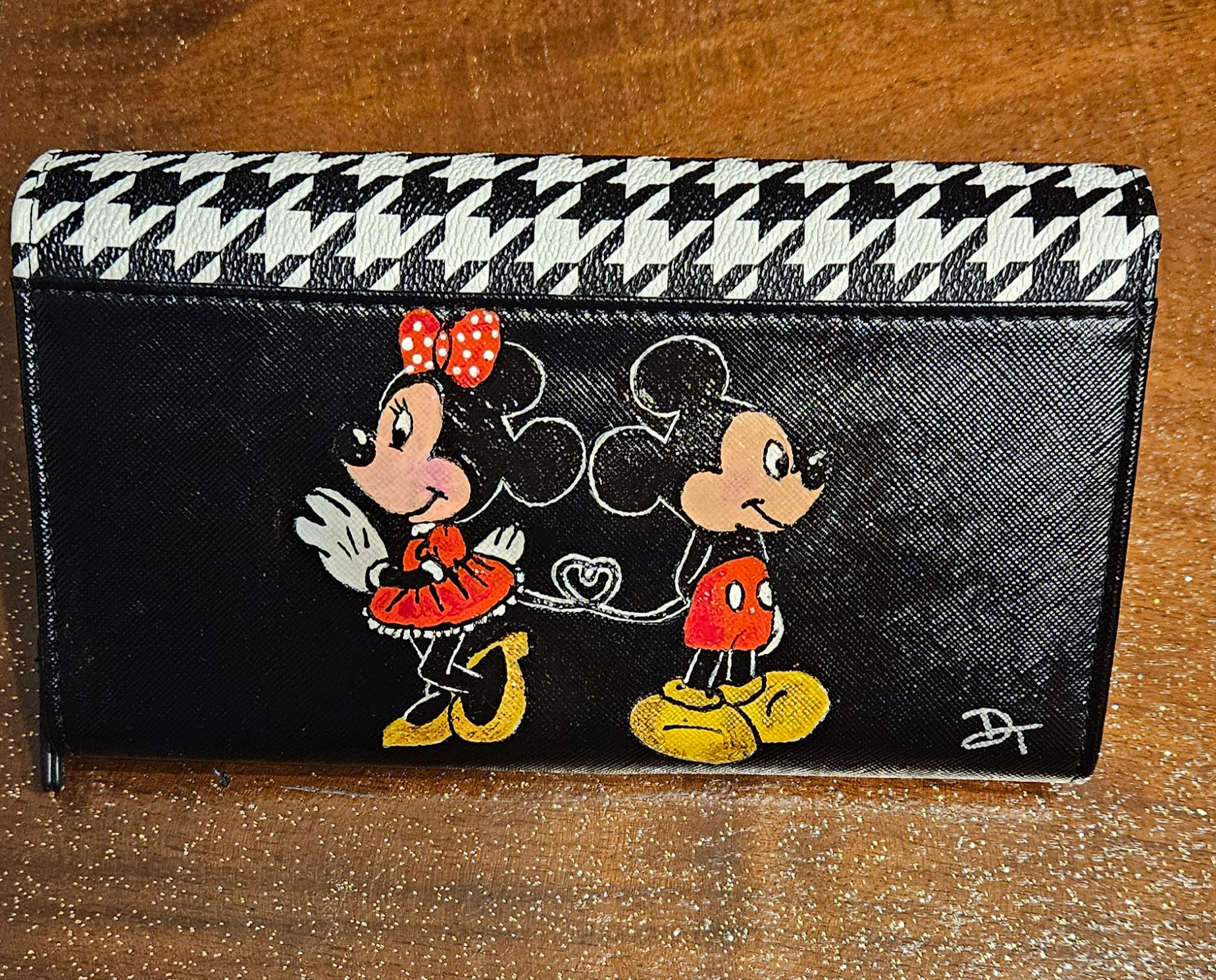 Portafoglio "MINNIE&TOPOLINO" dipinto a mano con charm di pietra naturale