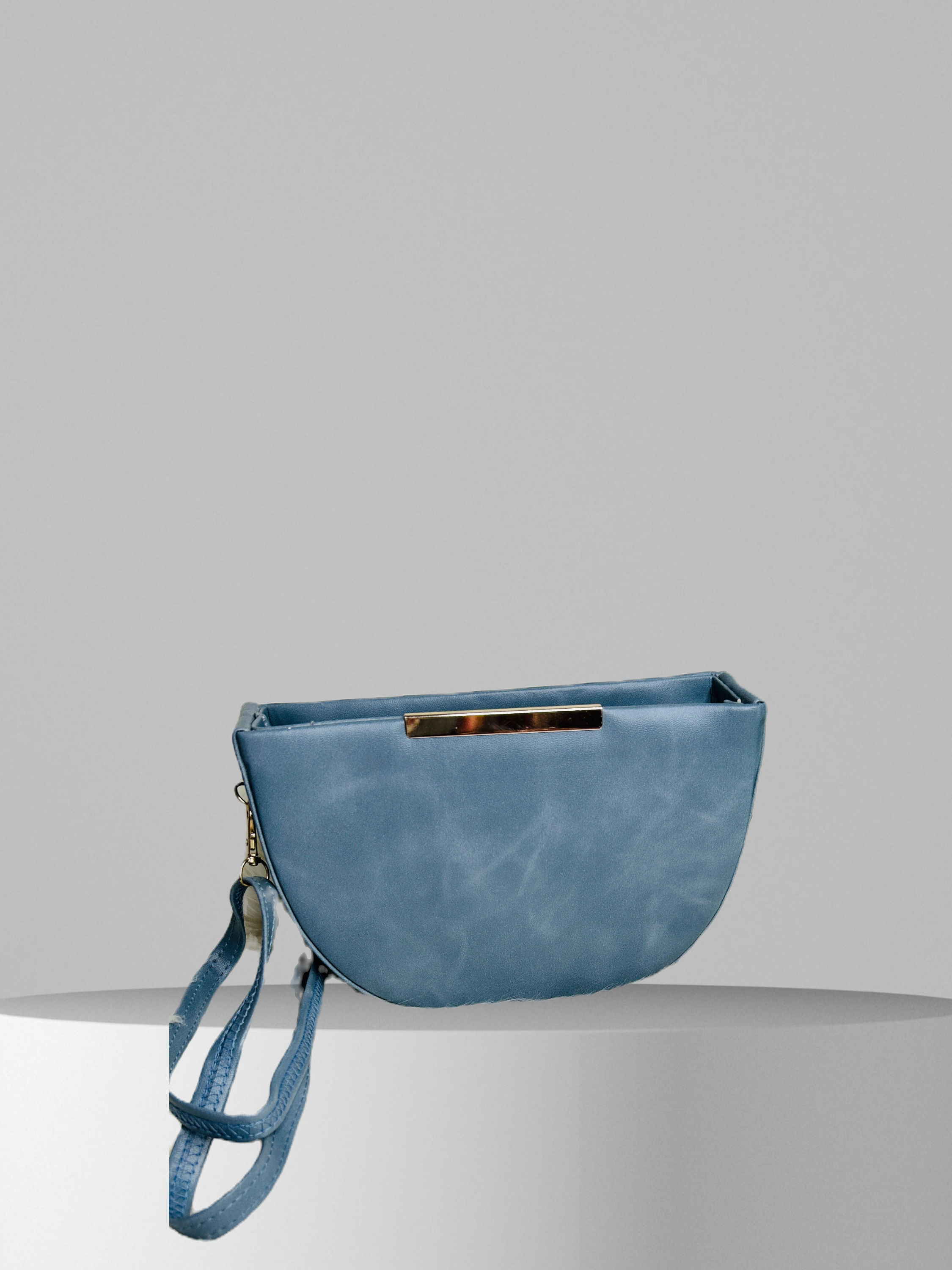 Moon sling bag