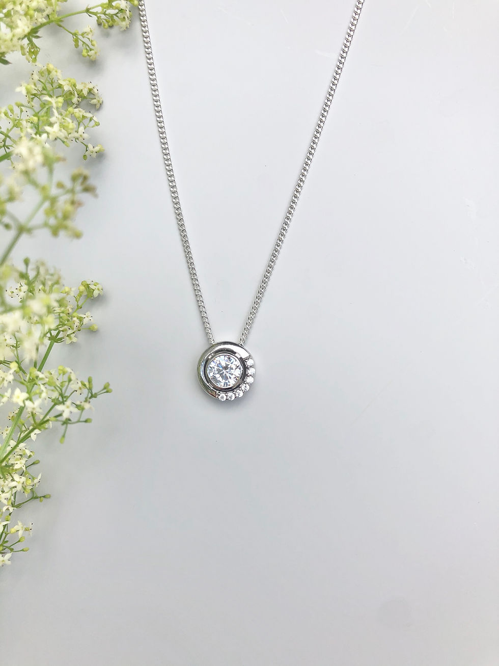 Thumbnail: Round Cubic Zirconia Pendant & Chain