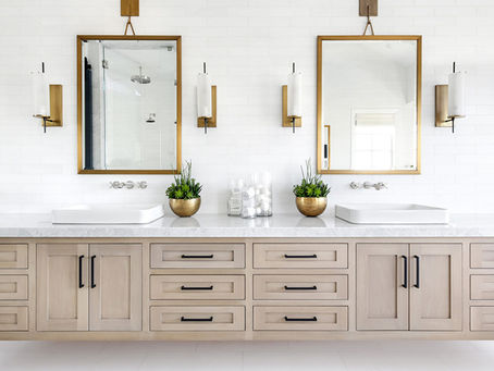 Embracing The Elegance of New Trends: Mixing Hardware in Bathrooms and Kitchens