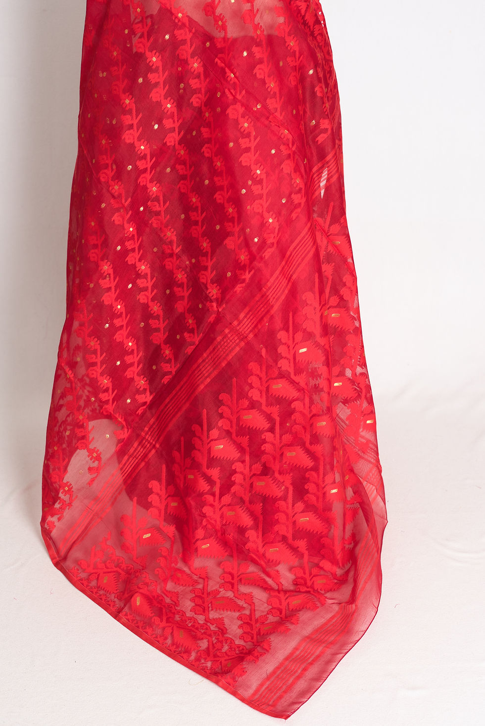Thumbnail: Crimson red and gold soft blended cotton Bengali Jamdani saree featuring self-colored floral vines.
