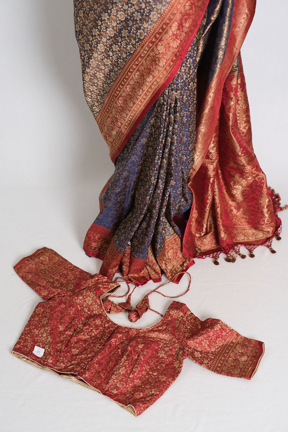 Brinda : Blue and Red Jamawar Banarasi Silk Saree with 40 Size Stitched Blouse