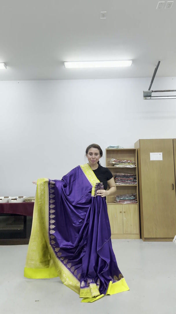 Video of Purple and Green Semi Mashru Valkalam Banarasi Saree.