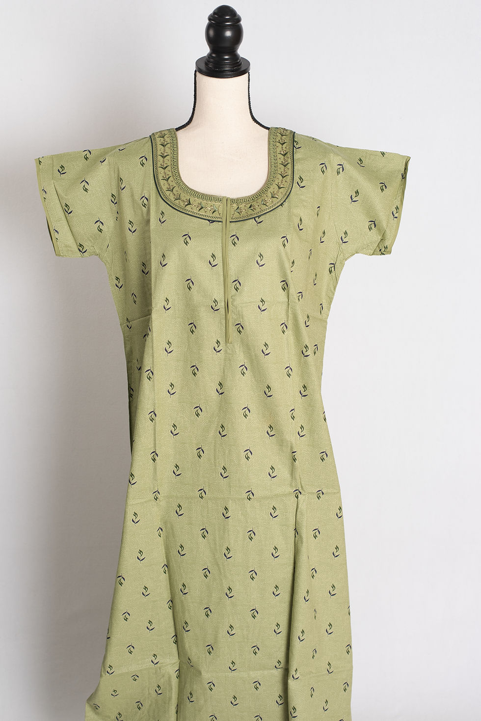 Printed Green Pure Cotton Nightwear in Regular Size