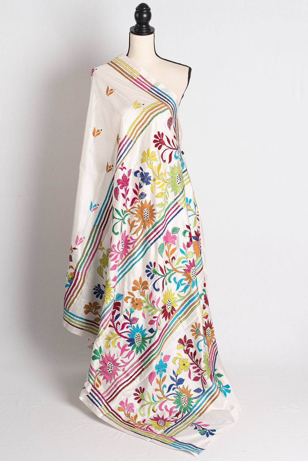 Lunar Elegance - White Hand Embroidered Blended Silk Kantha Saree
