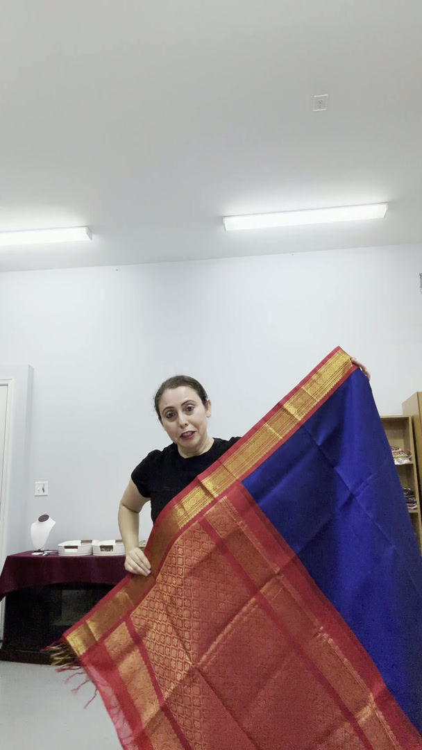 Video of royal blue and red cotton silk kanjivaram saree.