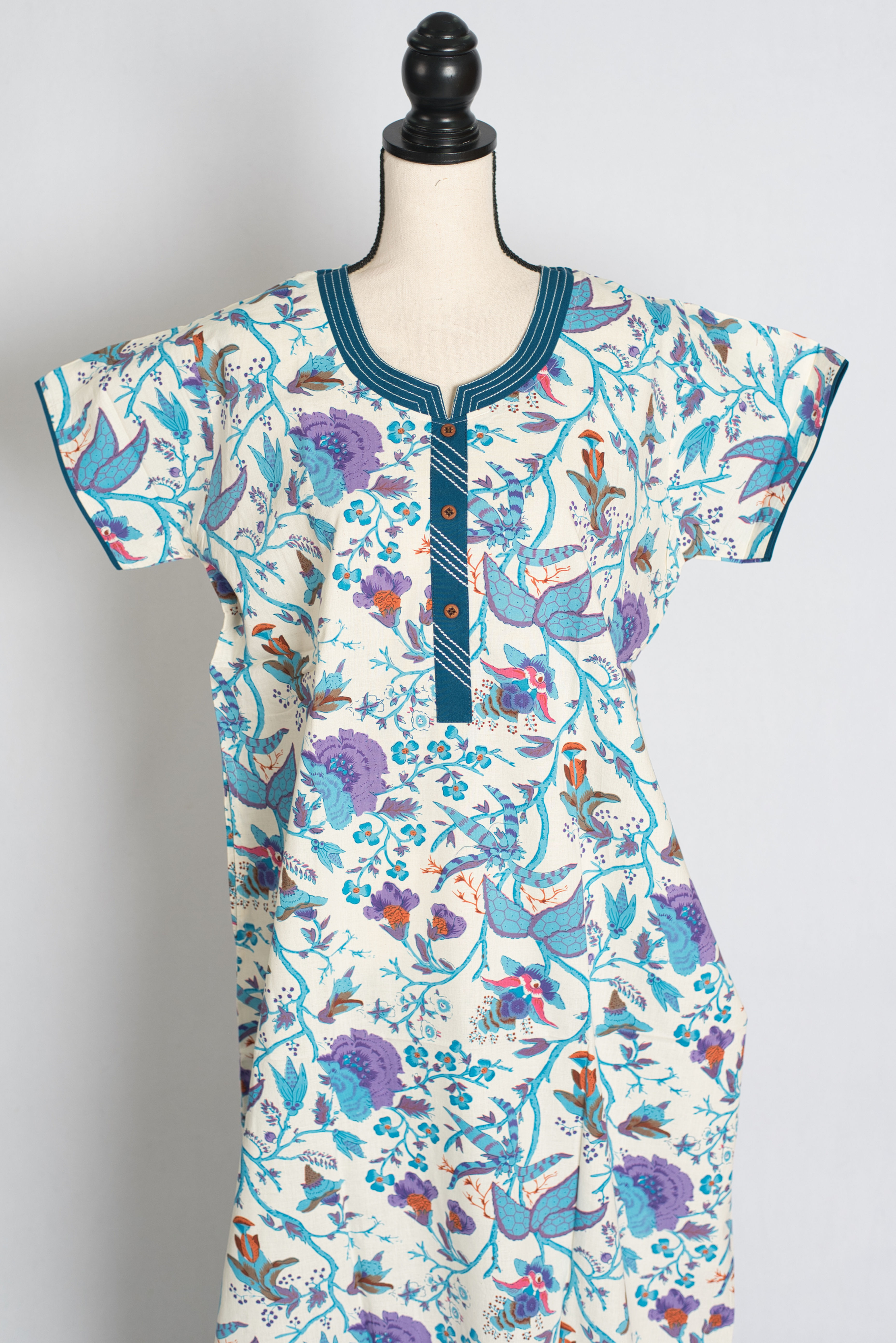 Printed White and Blue Pure Cotton Nightwear in Regular Size